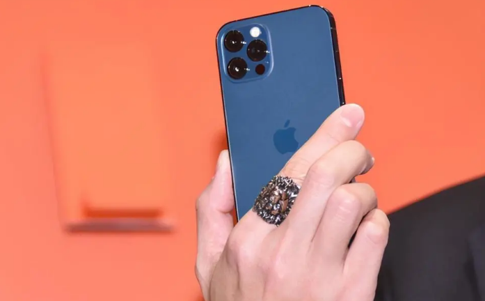 闵行苹果手机维修分享iPhone12系列重启方法教程 
